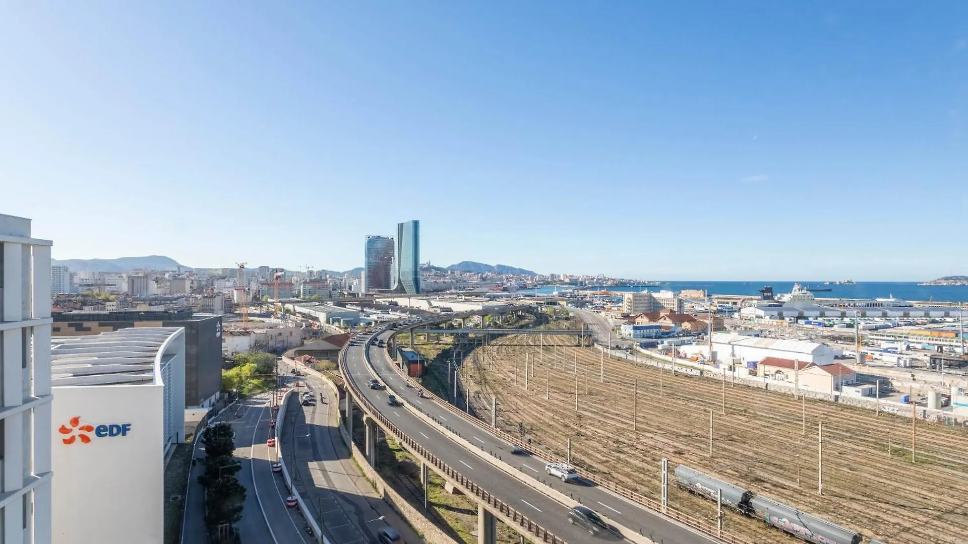 **  B&B Hotel Marseille Les Ports Francia