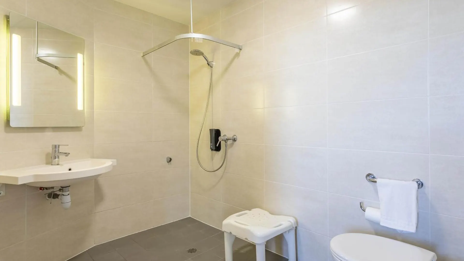 B&B Hotel Marseille Les Ports