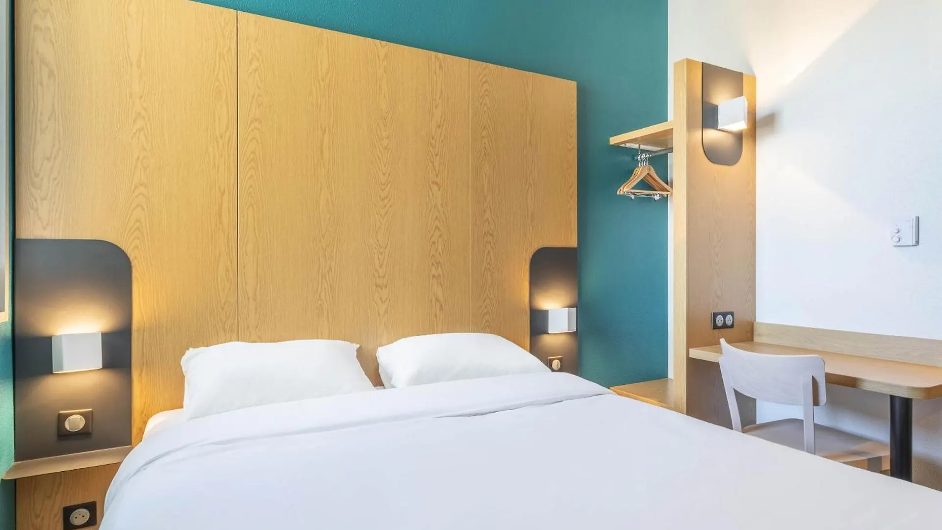 B&B Hotel Marseille Les Ports 2*,  Francia