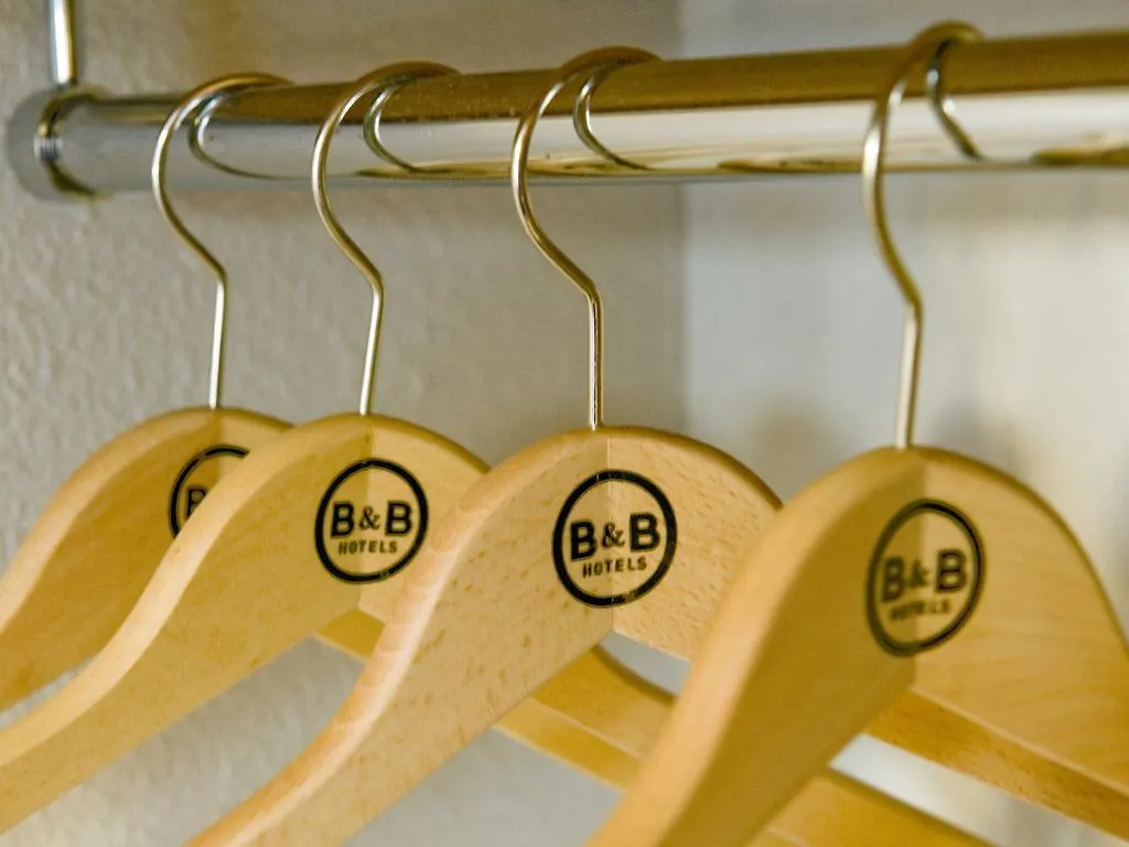 B&B HOTEL Marseille Les Ports